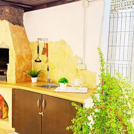 Апартаменты Paradise *